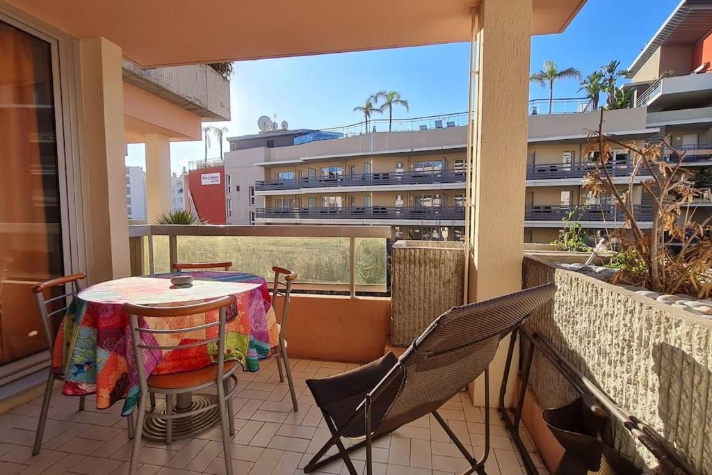Dans Avec Piscine A 50m De La Roquebrune-Cap-Martin