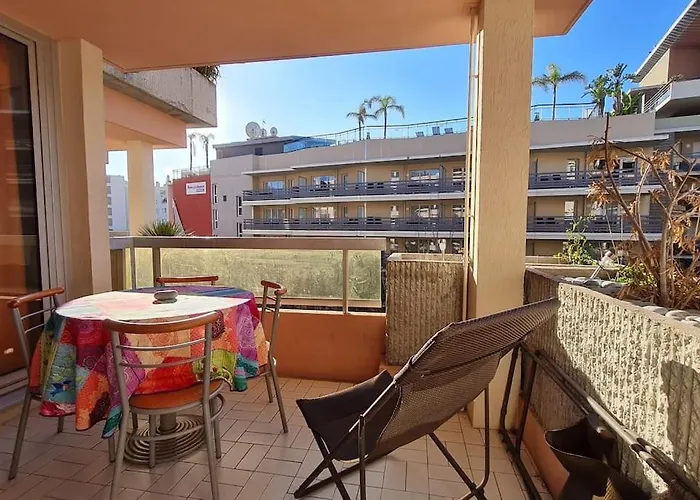 Studio Dans Residence Avec Piscine A 50M De La Mer